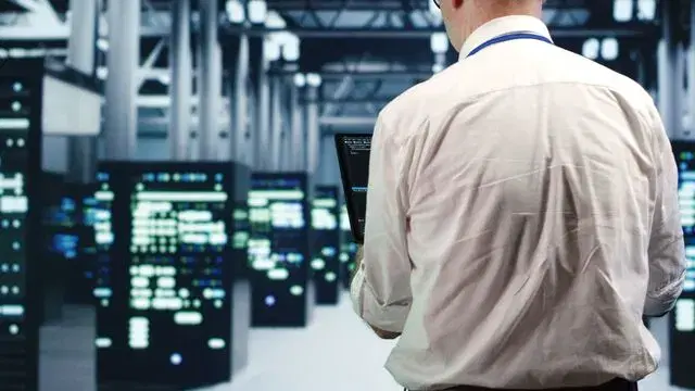 พัฒนา Data Lake และ Data Warehouses สำหรับจัดเก็บข้อมูลให้เป็นระบบ