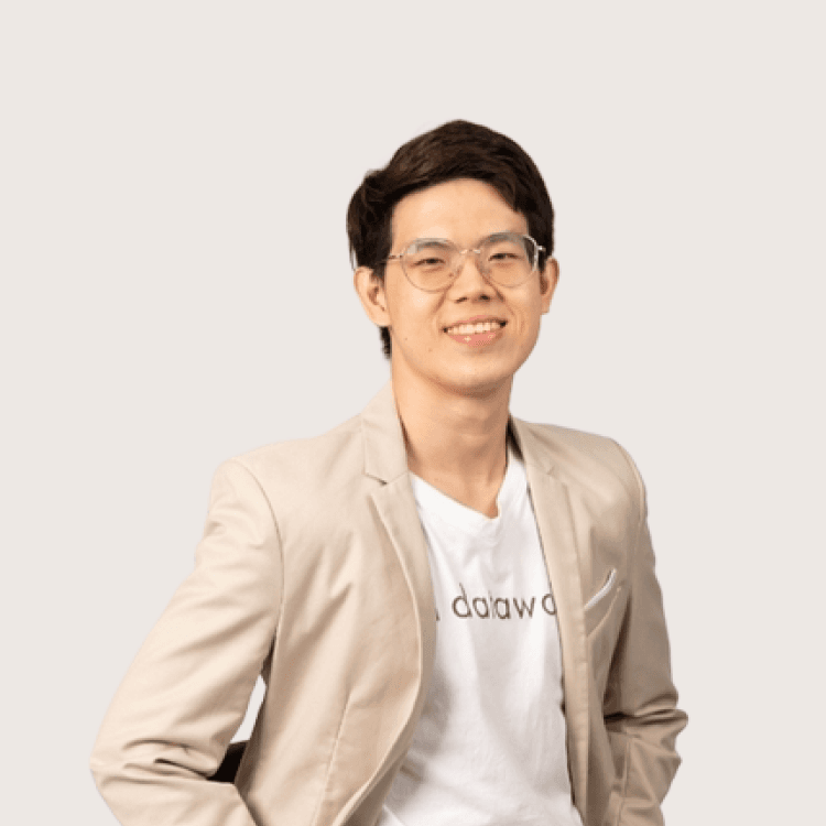 วัชริศ ตันตยกุล